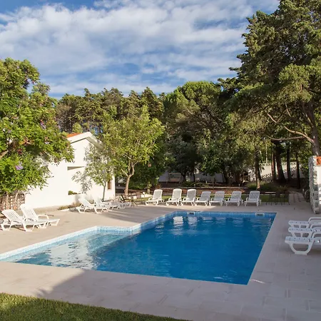 Aires Da Serra Torres Novas